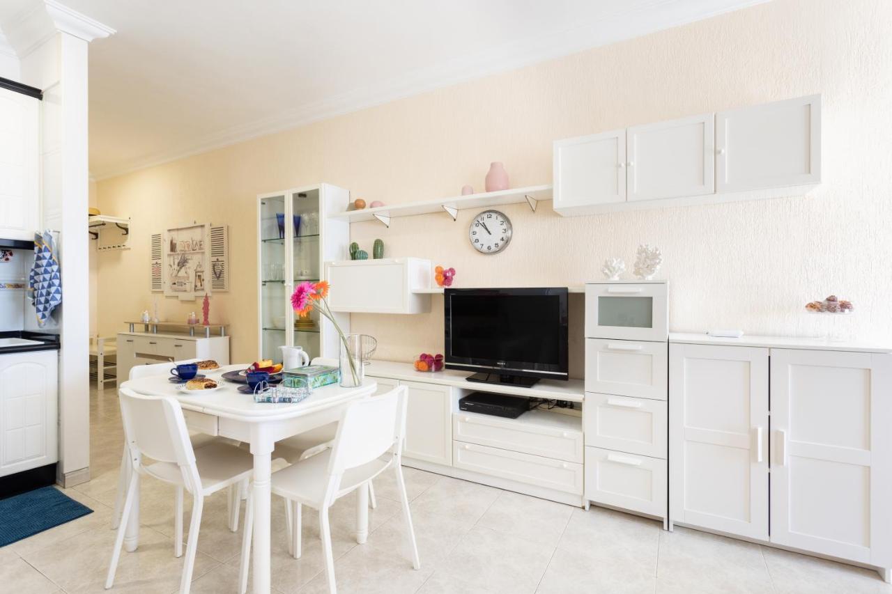 Home2Book Beach Front Las Gaviotas ซานตาครูซ เด เตเนริเฟ ภายนอก รูปภาพ